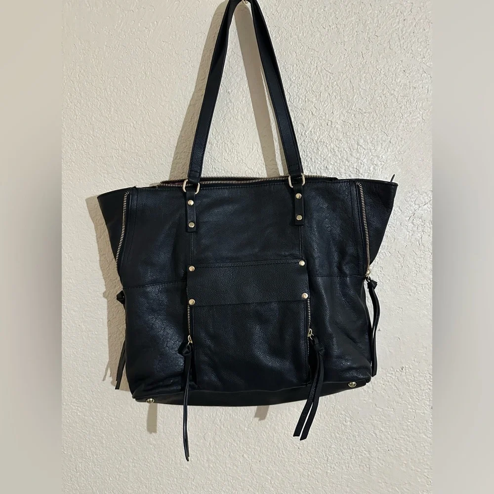 Kooba Everette Tote/ Shoulder Bag Black Leather - Picture 1 of 7